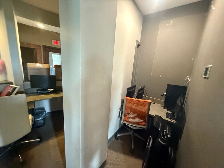 More Photos Of 449621 Us-301, Callahan Medical For Lease