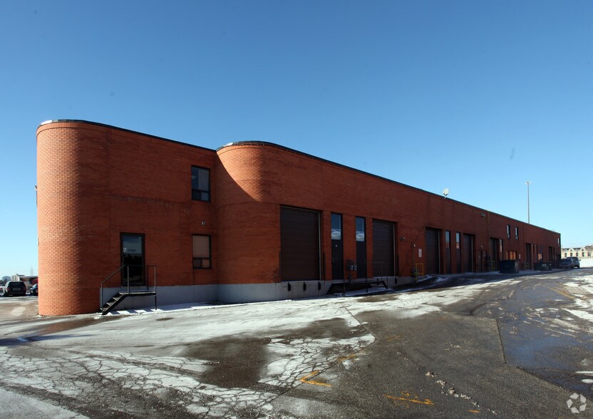 More Photos Of 750 Oakdale Rd, Toronto Light Distribution For Sale