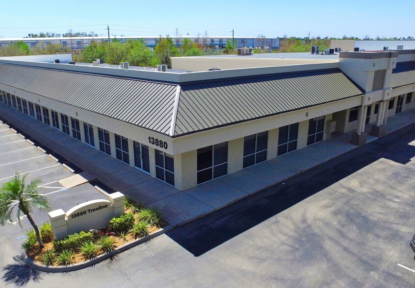 More Photos Of 13881-13891 Jetport Loop, Fort Myers Light Distribution For Lease