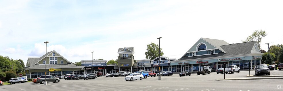 More Photos Of 525 Tunxis Hill Cut Off, Fairfield Storefront For Lease
