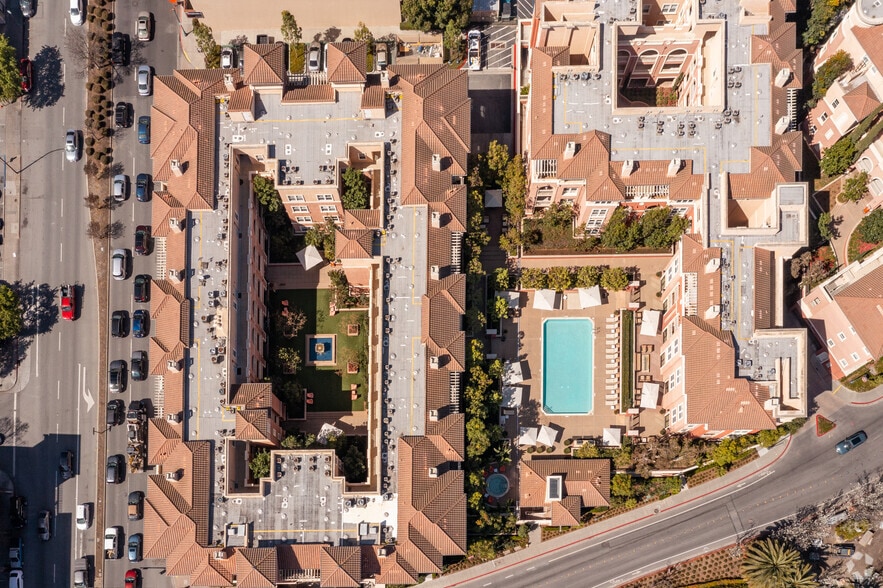 More Photos Of 1551 El Camino Real, Redwood City Apartments For Lease