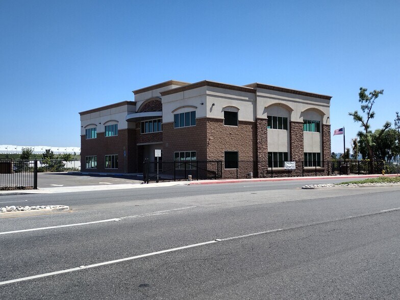 More Photos Of 22040 Valley Blvd, Walnut Medical For Sale