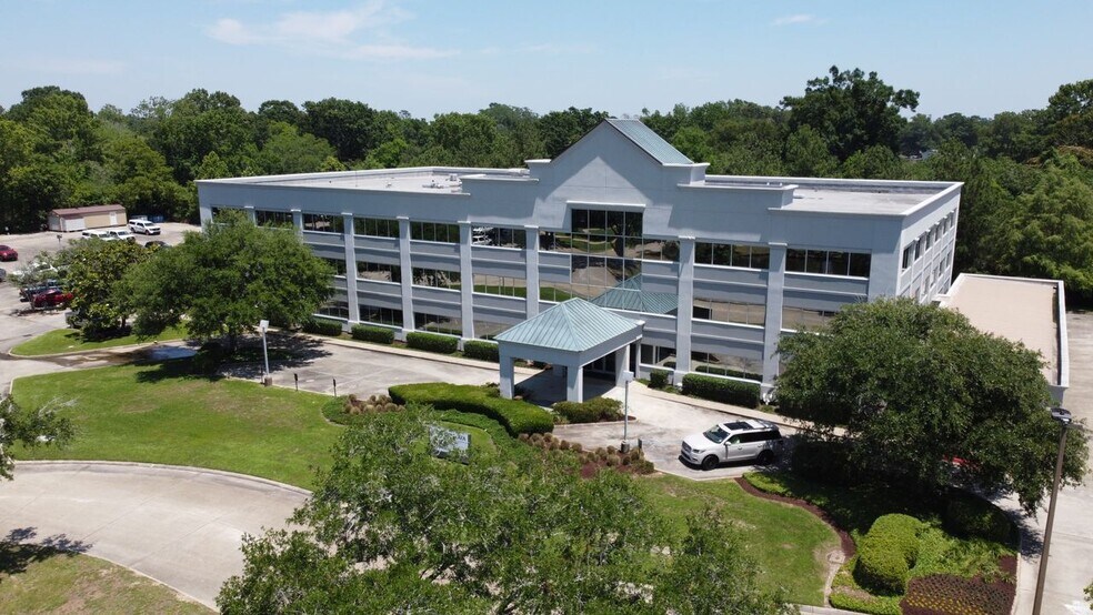 Primary Photo Of 8591 United Plaza Dr, Baton Rouge Office For Lease