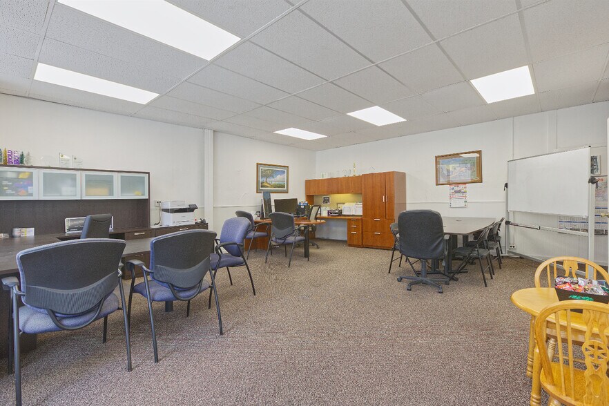 More Photos Of 111-121 Main Ave W, Winsted Storefront Retail Residential For Sale