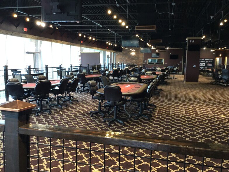 More Photos Of 24025 Katy Fwy, Park Row Storefront For Lease