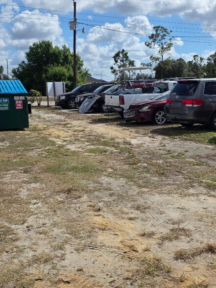 More Photos Of 336 Gunnery Rd, Lehigh Acres Auto Repair For Sale