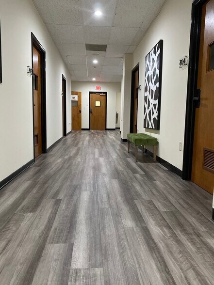More Photos Of 20 E Church St, Martinsville Office For Lease