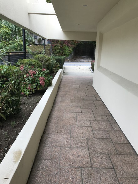 More Photos Of 141 N State Rd, Briarcliff Manor Village Medical For Lease