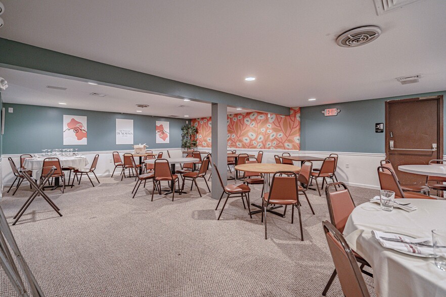 More Photos Of 754 Cherokee st, Fountain Hill Restaurant For Sale