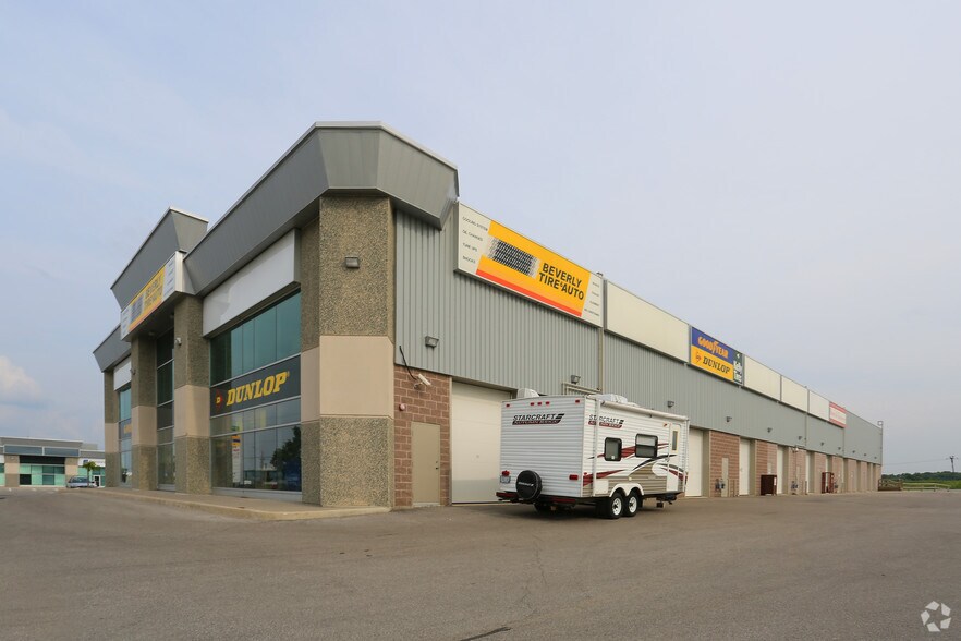 More Photos Of 142 Commerce Park Dr, Barrie Light Distribution For Lease