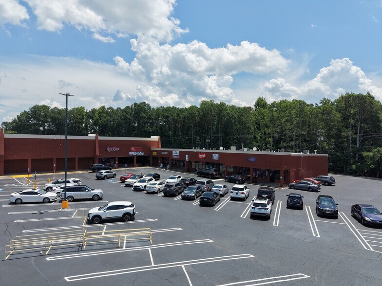 More Photos Of 5658 Riverdale Rd, College Park Unknown For Lease