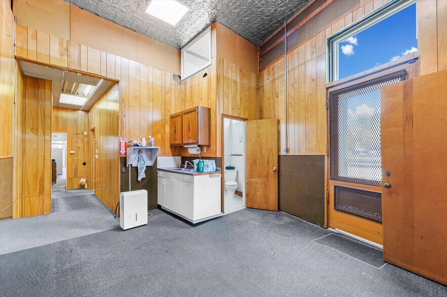 More Photos Of 101 E Sangamon Ave, Rantoul Storefront Retail Office For Sale