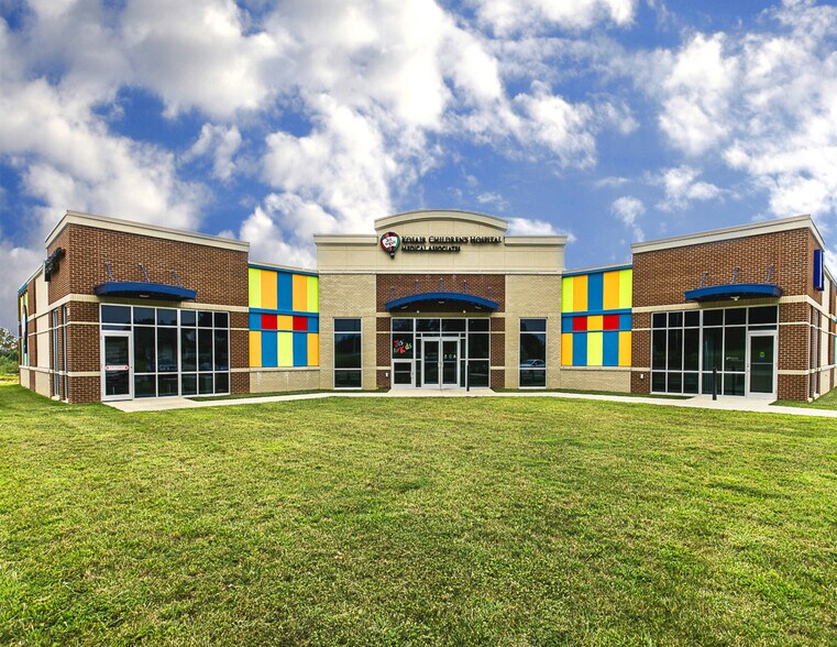 More Photos Of 1301 Ring Rd, Elizabethtown Medical For Sale