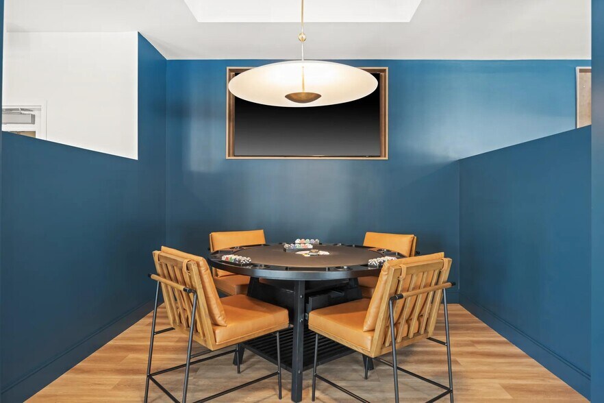 More Photos Of 2 Los Angeles St, Newton Apartments For Lease