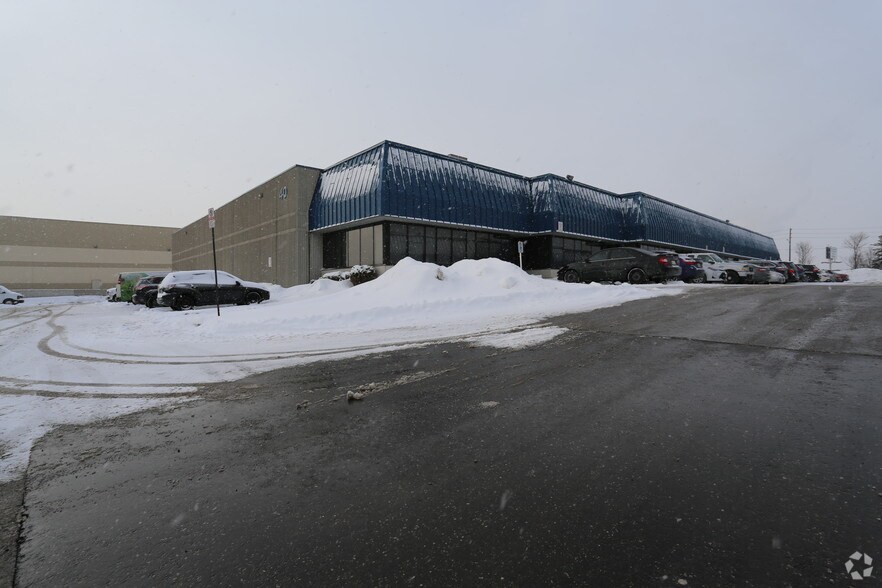 Primary Photo Of 40 Ironside Cres, Toronto Warehouse For Lease