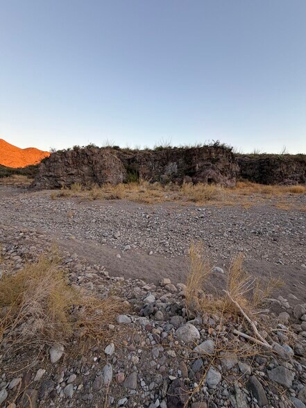 More Photos Of 1800 Cibolo Creek Dr, Shafter Land For Sale