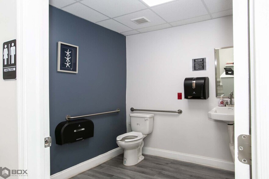 More Photos Of 1500 N University Dr, Coral Springs Medical For Sale