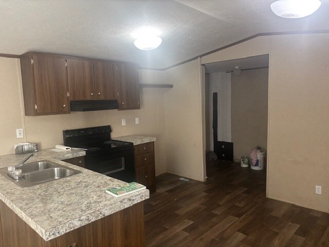 More Photos Of 13 Evergreen Cir, Dunlap Trailer Camper Park For Sale