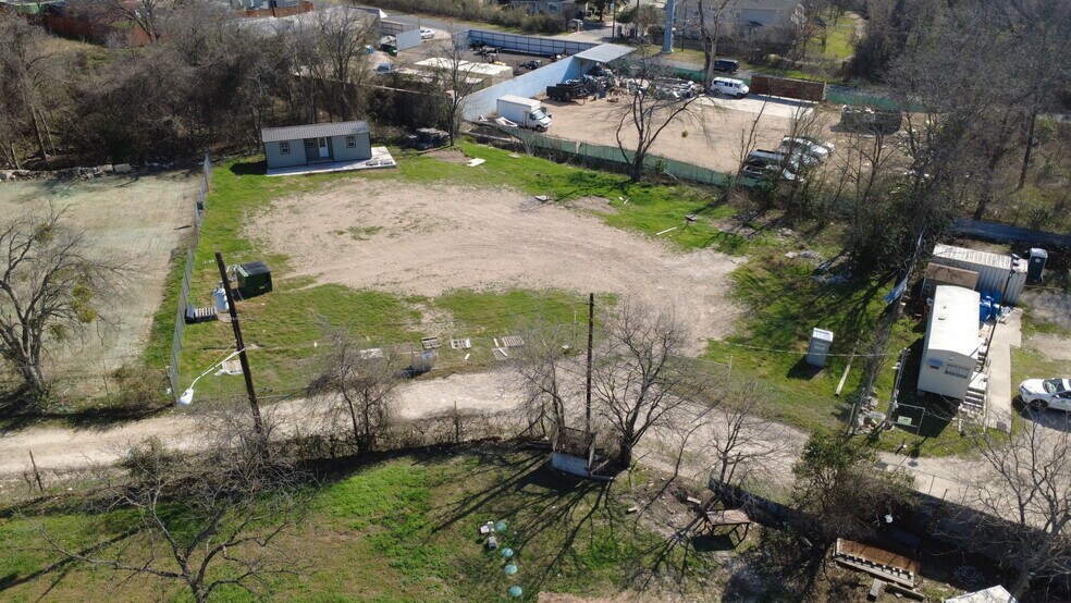 Primary Photo Of 2031 1/2 West Howard Lane Ln, Austin Land For Lease