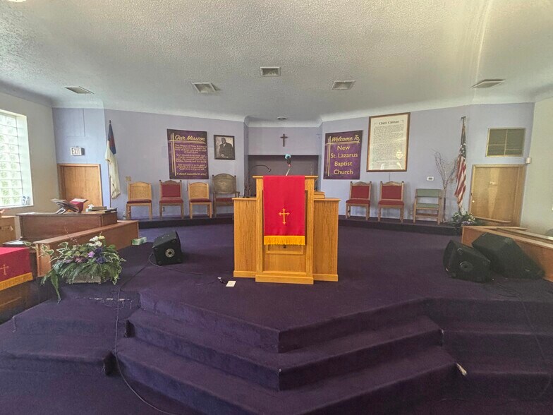 More Photos Of 10510 Sterritt St, Detroit Religious Facility For Sale