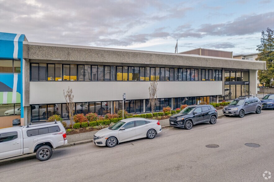 More Photos Of 33 E 8th Ave, Vancouver Office For Lease