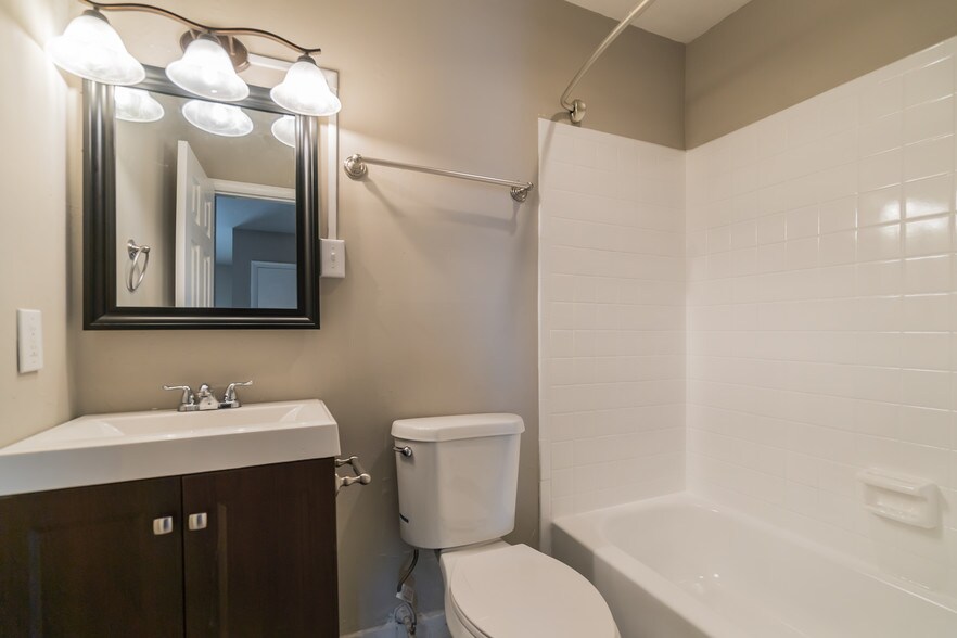 More Photos Of 372-390 W Minor St, Emmaus Apartments For Sale