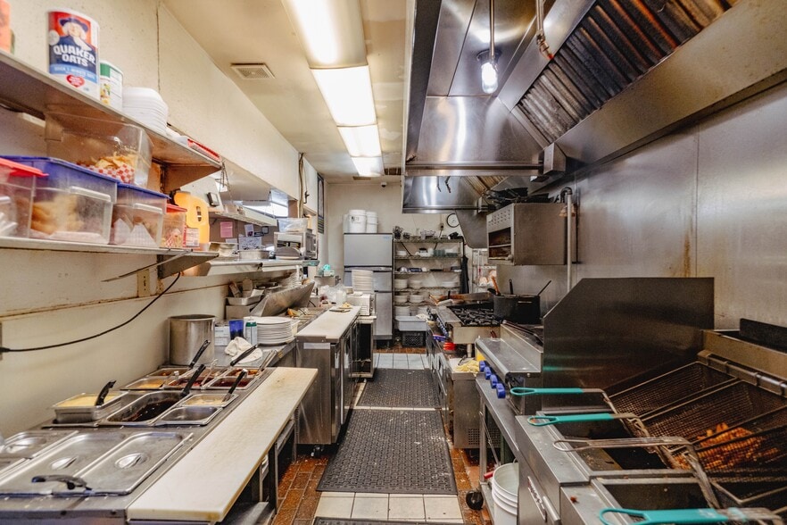 More Photos Of 5159 CA-140, Mariposa General Retail For Sale