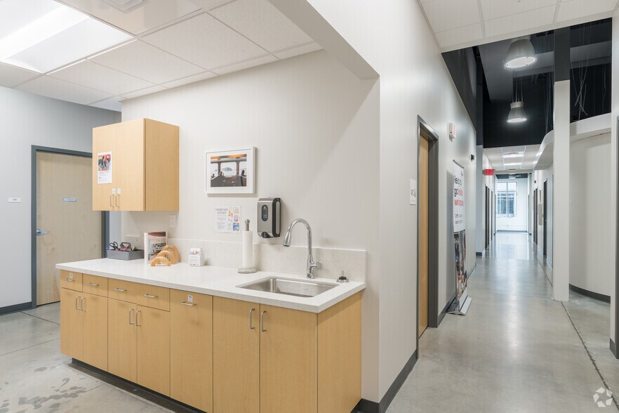 More Photos Of 12709 E Mirabeau Pky, Spokane Valley Coworking Space