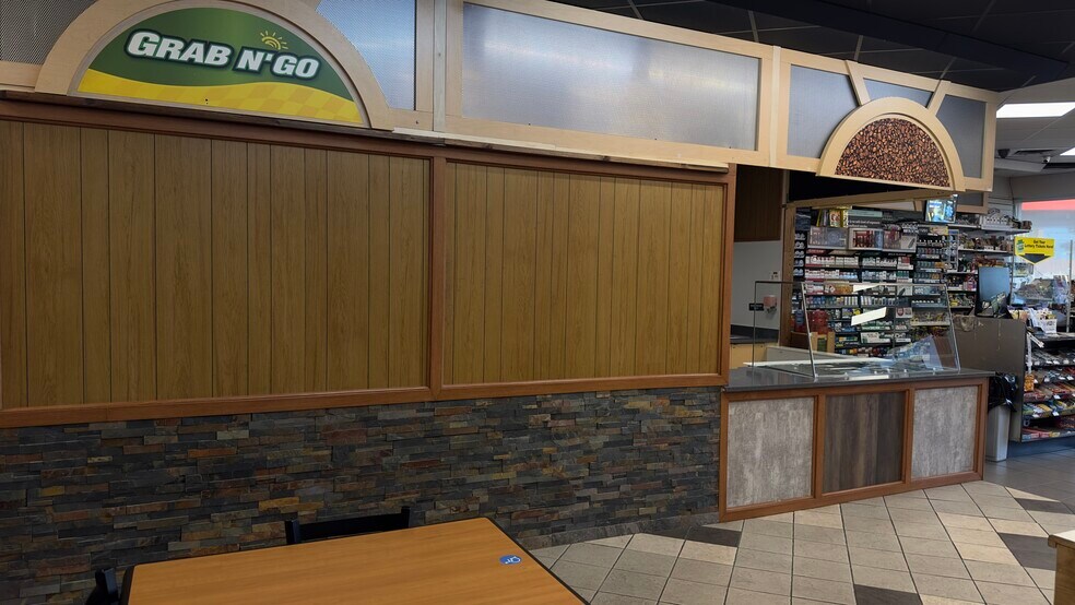 More Photos Of 3395 Schuylkill Rd, Spring City Service Station For Lease