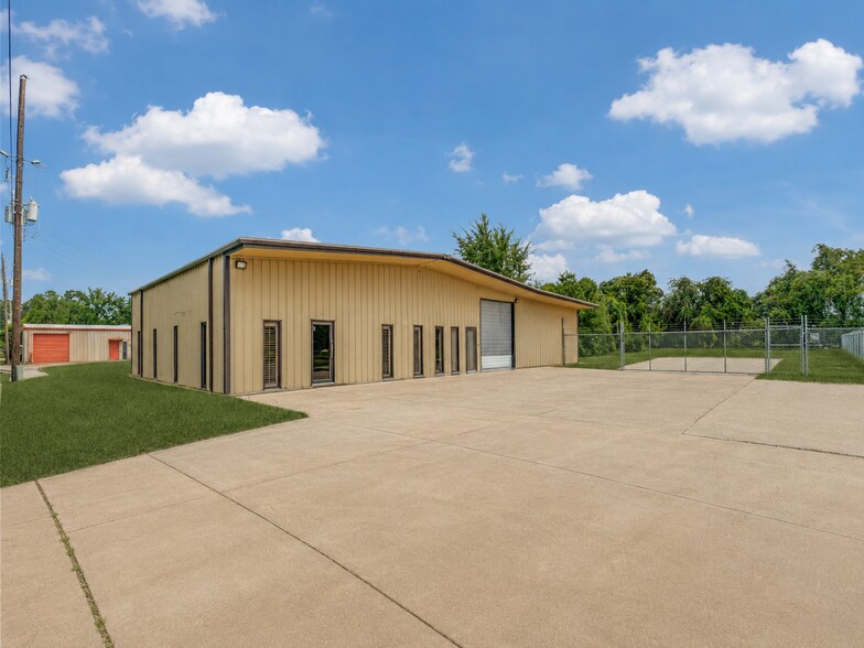 Primary Photo Of 12122 Knigge Cemetery Rd, Cypress Warehouse For Lease