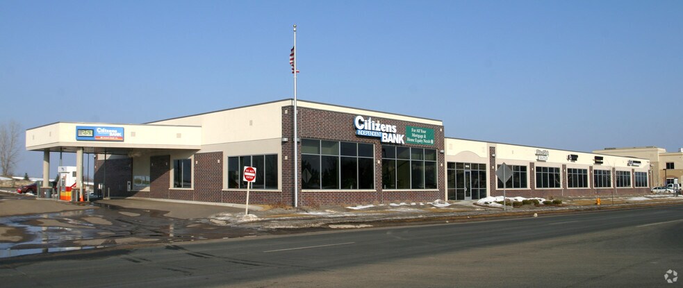 More Photos Of 15650 N 36th Ave, Plymouth Office For Lease