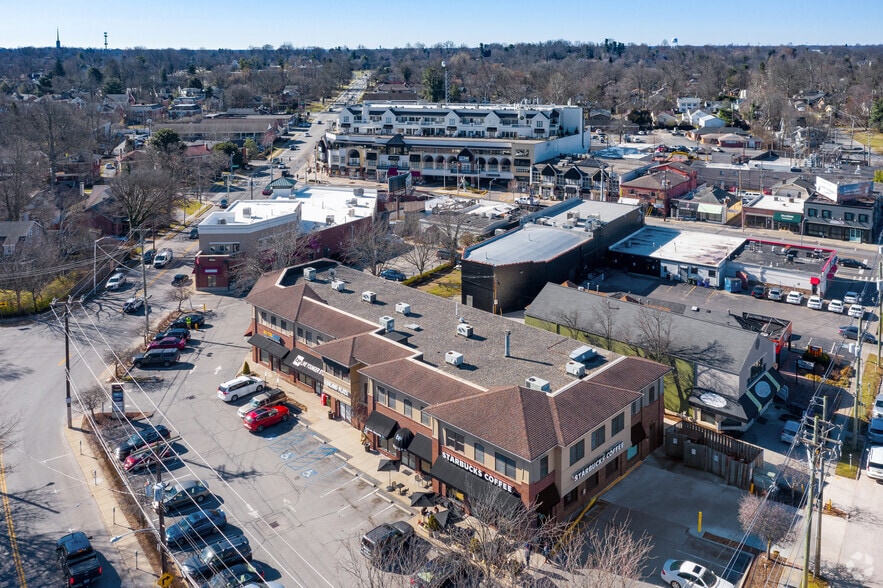 More Photos Of 800-838 E High St, Lexington Storefront Retail Office For Lease