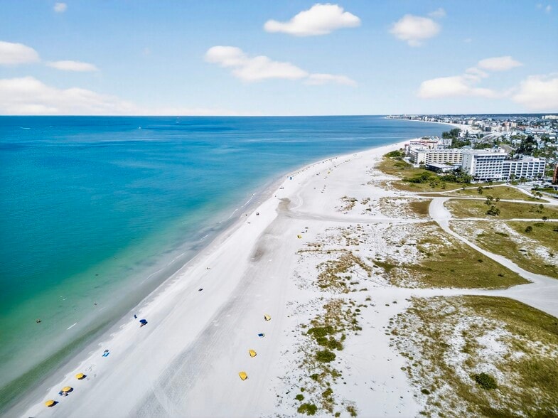 More Photos Of 275 116th Ave, Treasure Island Apartments For Sale