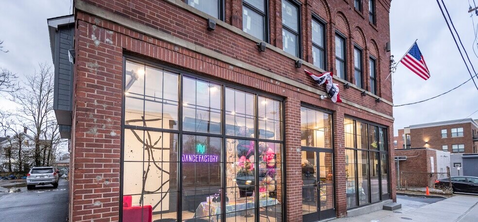 Primary Photo Of 6011 Madison Rd, Cincinnati Storefront Retail Residential For Sale