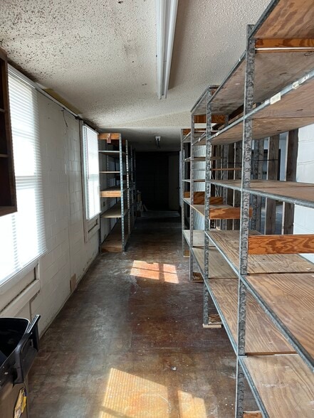 More Photos Of 1100 Austin Hwy, San Antonio Freestanding For Lease