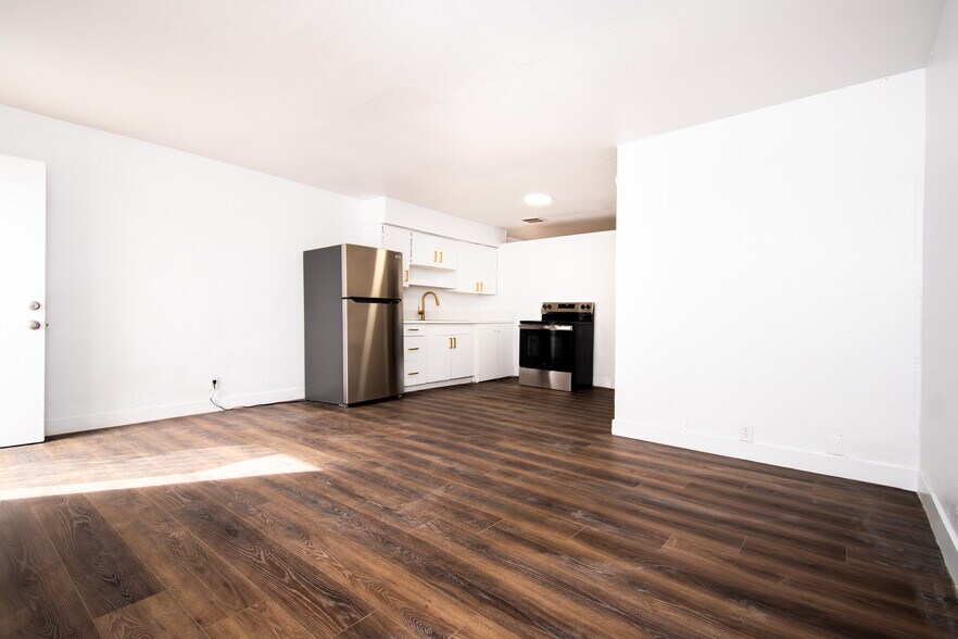 More Photos Of 2216-2224 Tam Dr, Las Vegas Apartments For Sale