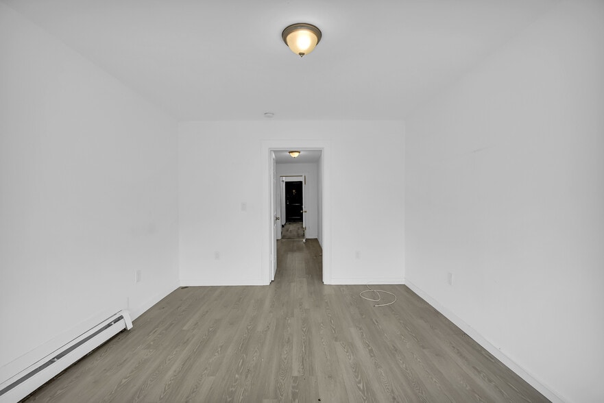 More Photos Of 439 Main St, White Plains Apartments For Sale