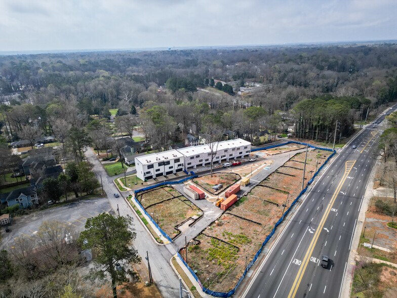 More Photos Of 2766 White Oak Dr, Decatur Religious Facility For Sale