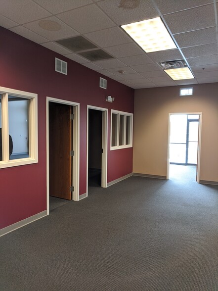 More Photos Of 301-345 Vertin Blvd, Shorewood Unknown For Lease