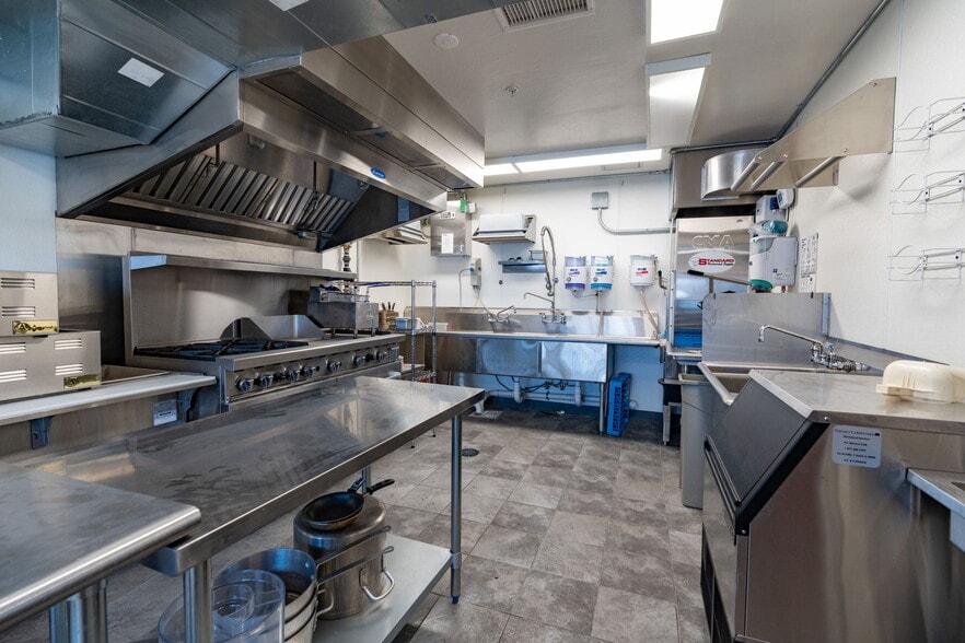 More Photos Of 104 White Ave, Grand Junction Apartments For Sale