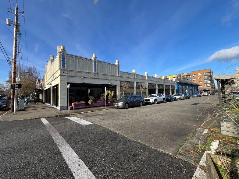 More Photos Of 520 4th Ave E, Olympia Restaurant For Sale