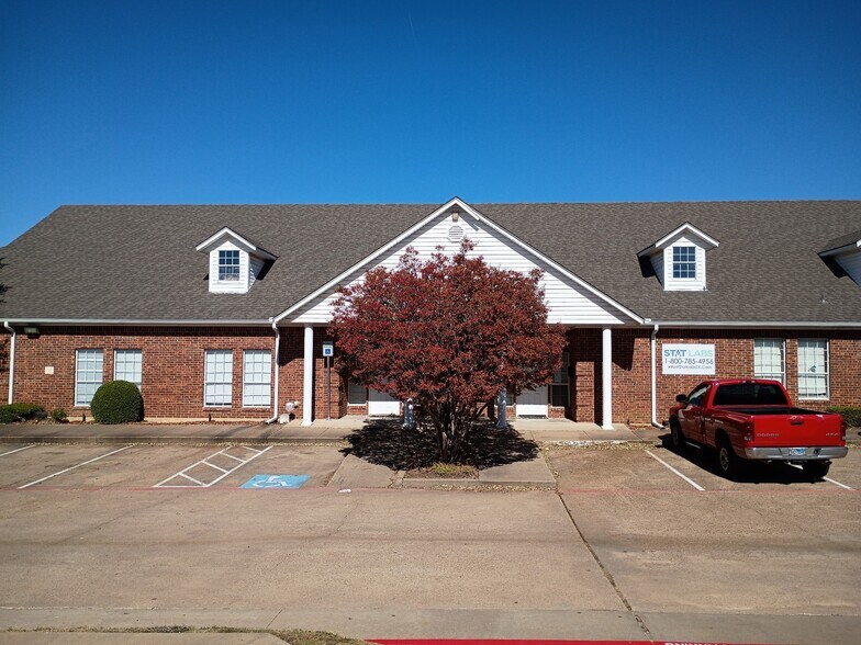More Photos Of 2707 Bolton Boone Dr, DeSoto Medical For Lease