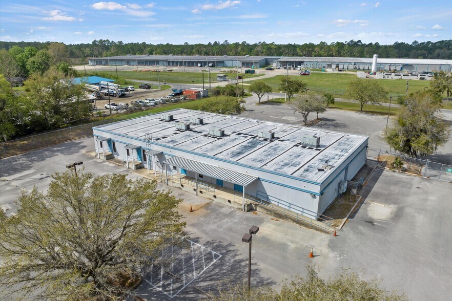 Primary Photo Of 167 Comfort Rd, Palatka Warehouse For Lease