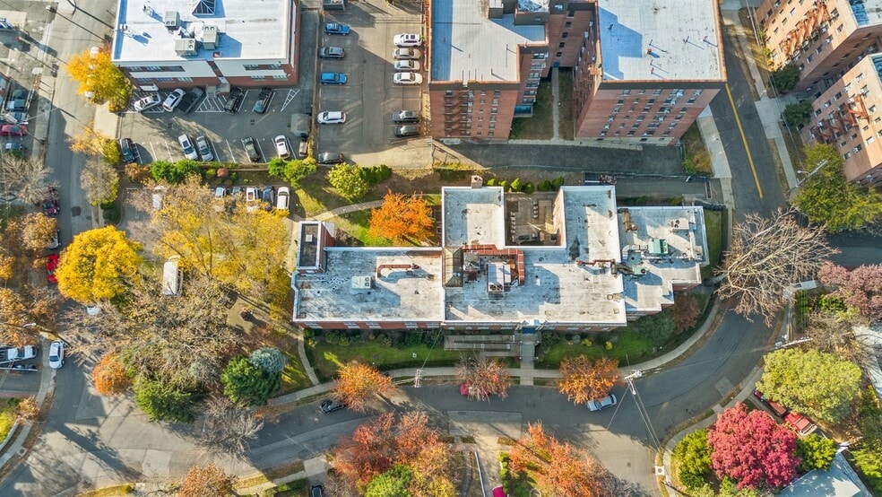 More Photos Of 3 Lehman Ter, Yonkers Congregate Senior Housing For Sale