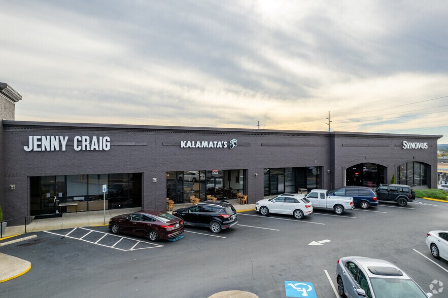 More Photos Of 3760 Hillsboro Pike, Nashville Freestanding For Lease