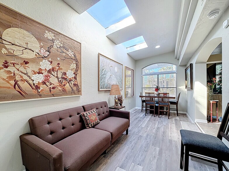 More Photos Of 421 NW 14th Pl, Crystal River Apartments For Sale