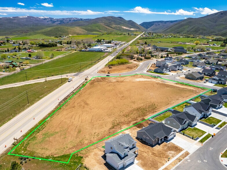More Photos Of 922 E 40 Hwy, Heber Land For Sale