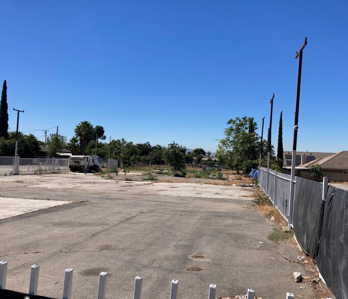 More Photos Of 5053 Mission Blvd, Montclair Land For Lease