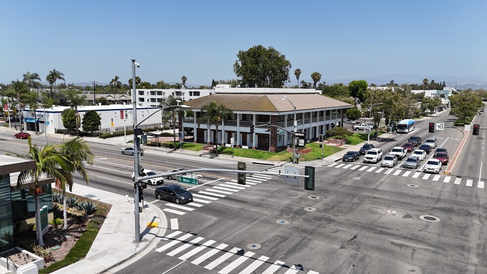 More Photos Of 1701 N Main St, Santa Ana Office For Sale