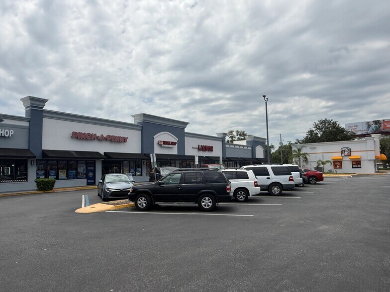 Primary Photo Of 252-282 W State Road 434, Longwood Unknown For Lease